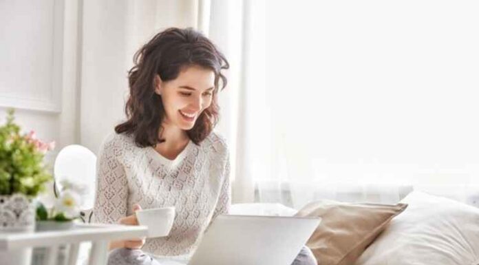 Refurbished vs. New Laptop: Which Is Better? Refurbished vs. New Laptop