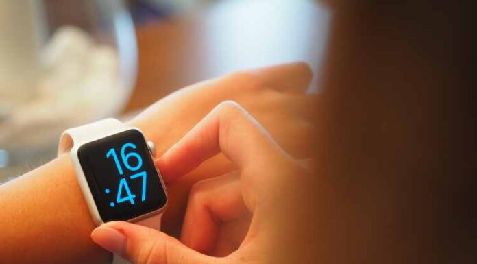 How to Customise the Look of Your Smartwatch How to Customise the Look of Your Smartwatch