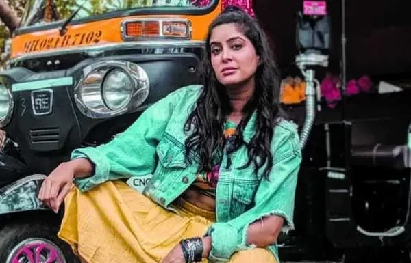 ANISHA DIXIT (Rickshawali): Wiki, Age, Family, Biography And More ANISHA DIXIT